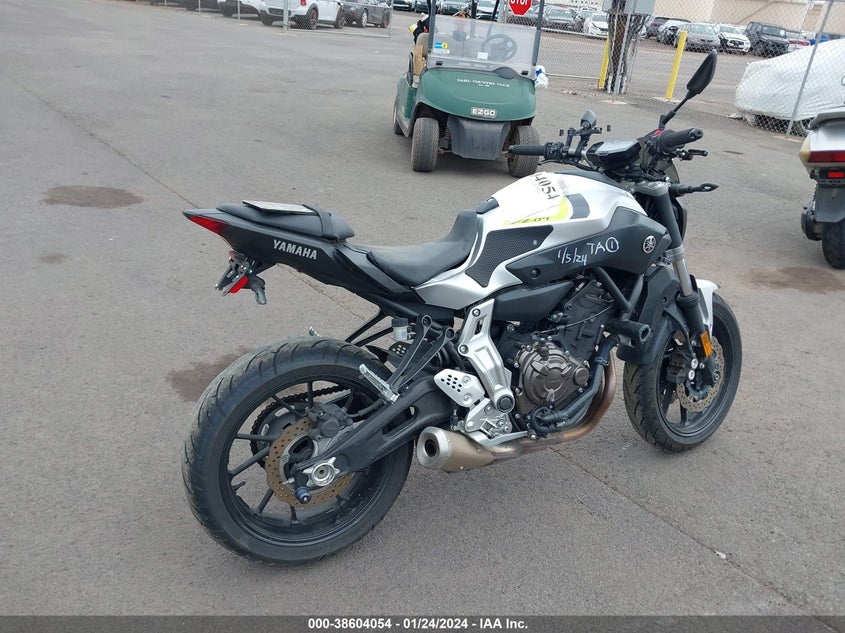 VIN JYARM06E2HA012389 2017 YAMAHA FZ07