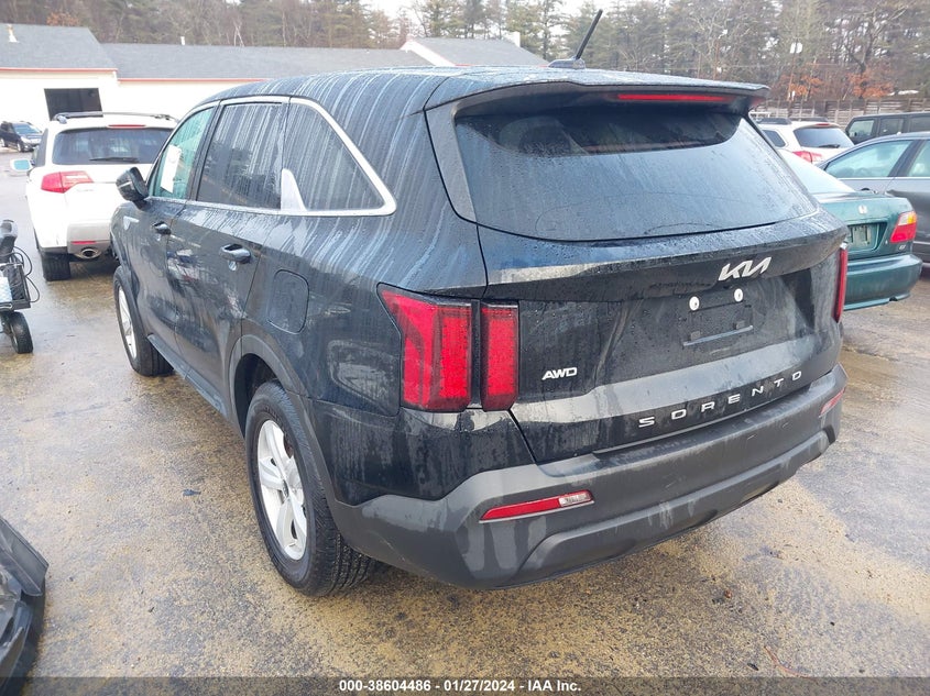 VIN 5XYRGDLC9NG158404 2022 KIA SORENTO LX