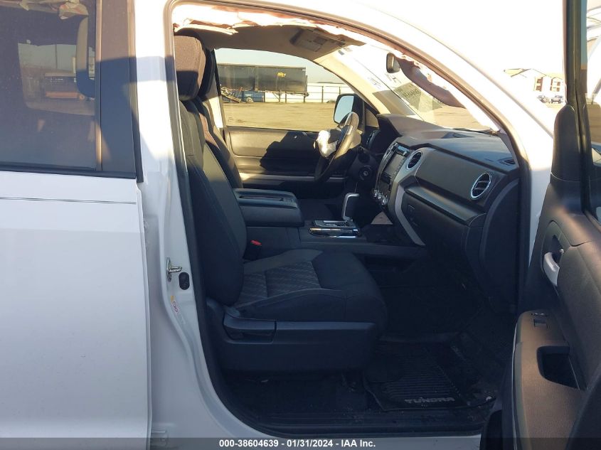 2018 TOYOTA TUNDRA CREWMAX SR5 - 5TFDW5F18JX749991