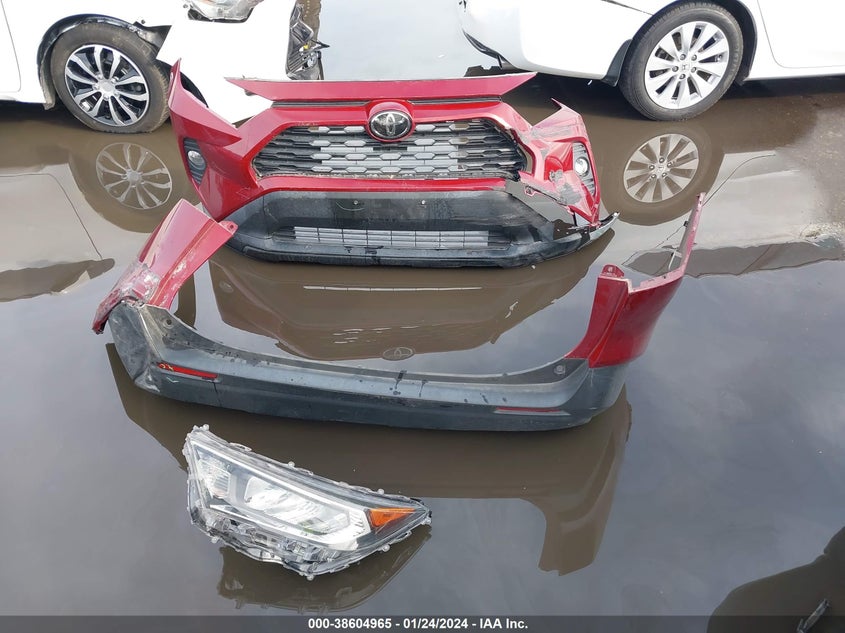 VIN 2T3W1RFV8KC004005 2019 TOYOTA RAV4 XLE