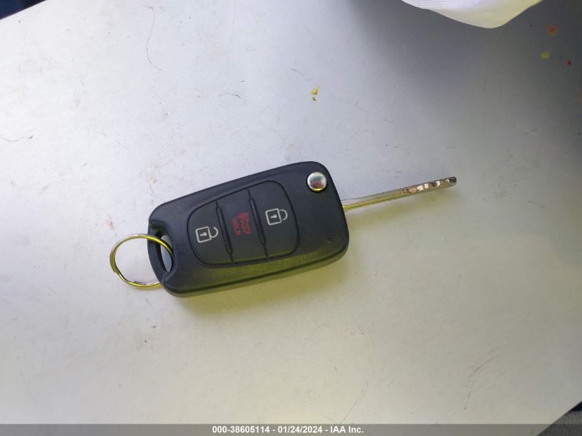 2013 KIA SOUL + - KNDJT2A68D7515738