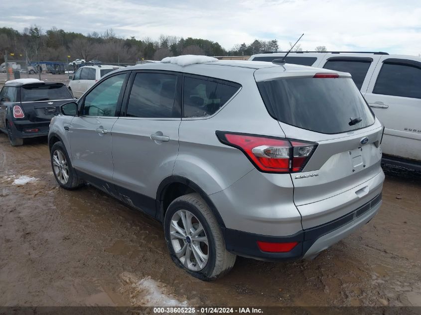 2017 FORD ESCAPE SE - 1FMCU9GD8HUE24475