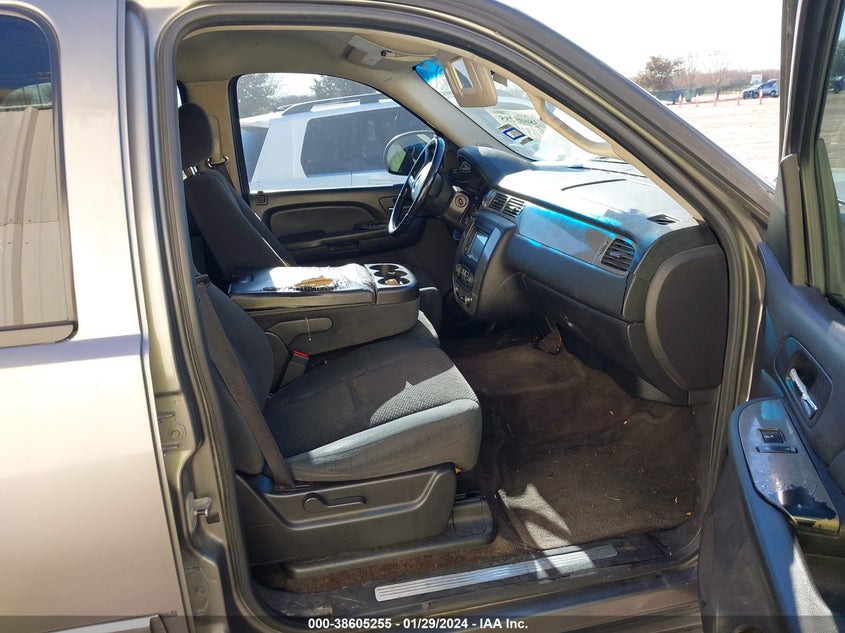 2008 CHEVROLET TAHOE VIN: 1GNFC13C58R269221