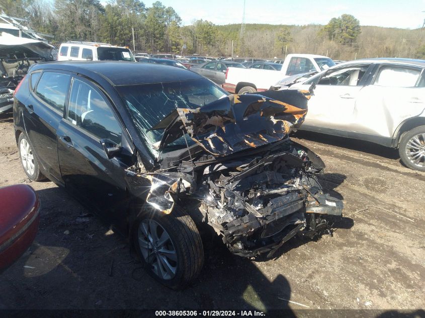 2013 HYUNDAI ACCENT SE - KMHCU5AE8DU076388