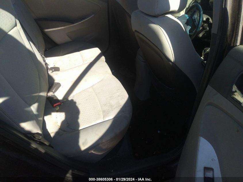 2013 HYUNDAI ACCENT SE - KMHCU5AE8DU076388
