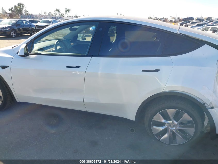 VIN 7SAYGDEE4PA104240 2023 TESLA MODEL Y AWD/LONG RANGE DUAL MOTOR ALL-WHEEL DRIVE