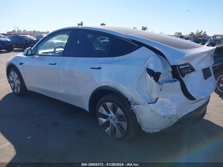 VIN 7SAYGDEE4PA104240 2023 TESLA MODEL Y AWD/LONG RANGE DUAL MOTOR ALL-WHEEL DRIVE
