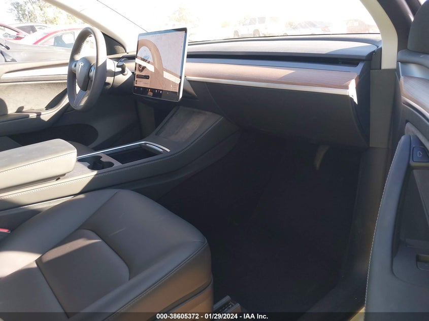 VIN 7SAYGDEE4PA104240 2023 TESLA MODEL Y AWD/LONG RANGE DUAL MOTOR ALL-WHEEL DRIVE