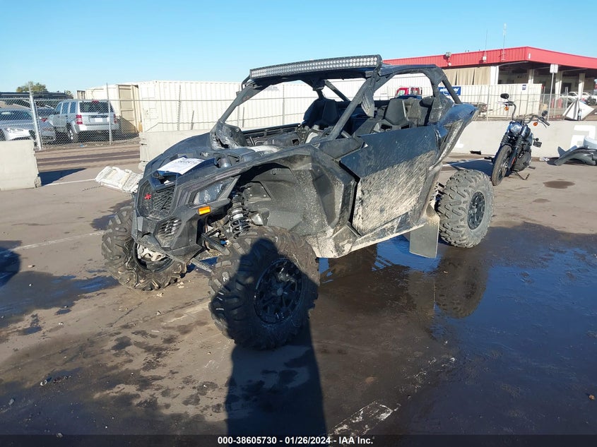 VIN 3JBVDAW26JK000123 2018 CAN-AM MAVERICK X3 X DS TURBO R