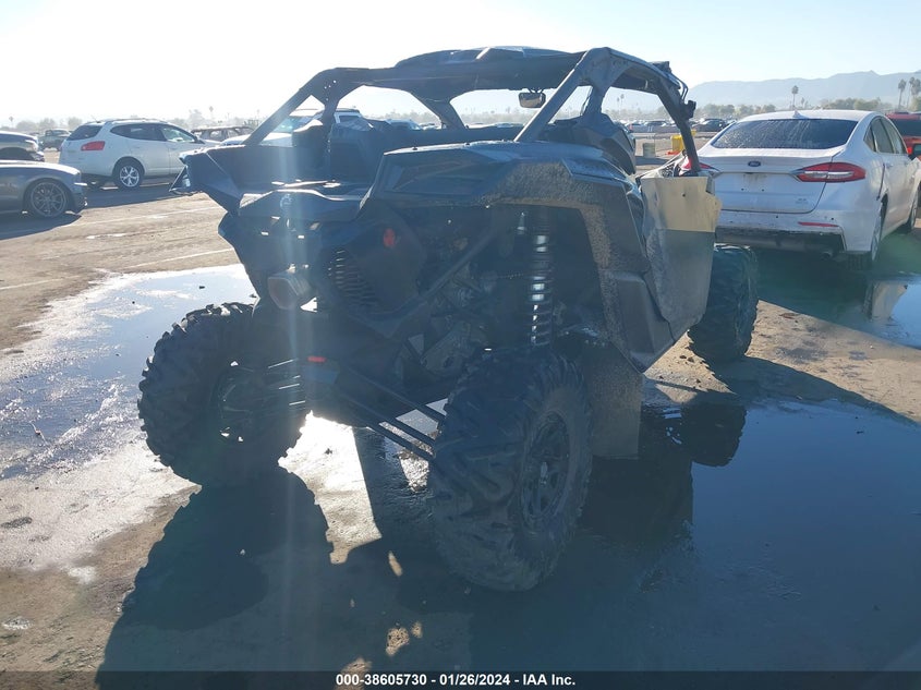 VIN 3JBVDAW26JK000123 2018 CAN-AM MAVERICK X3 X DS TURBO R