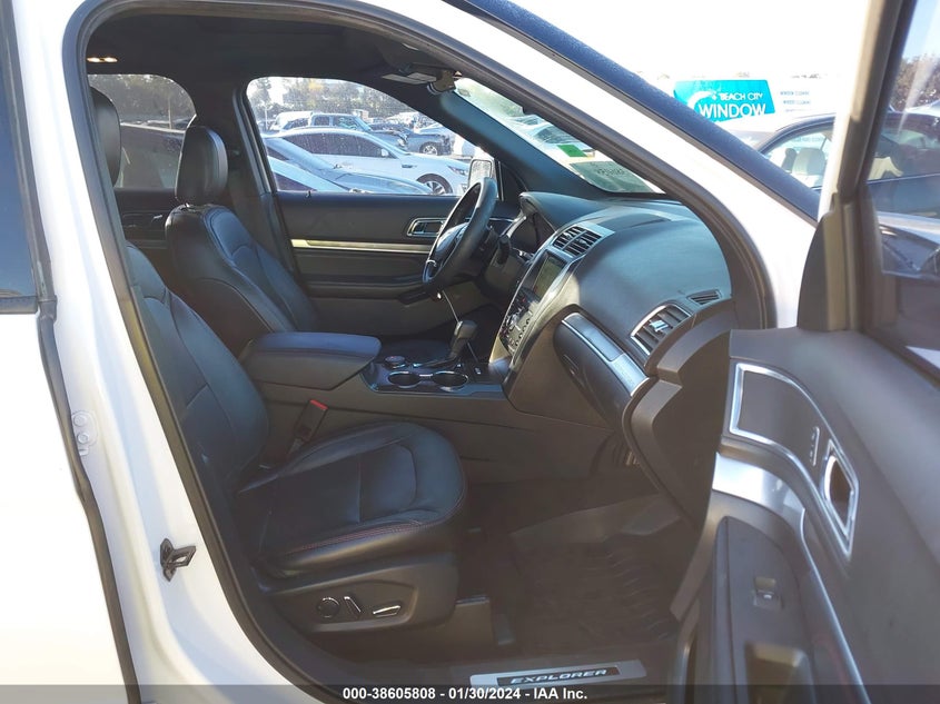 VIN 1FM5K8GT0JGC28311 2018 FORD EXPLORER SPORT