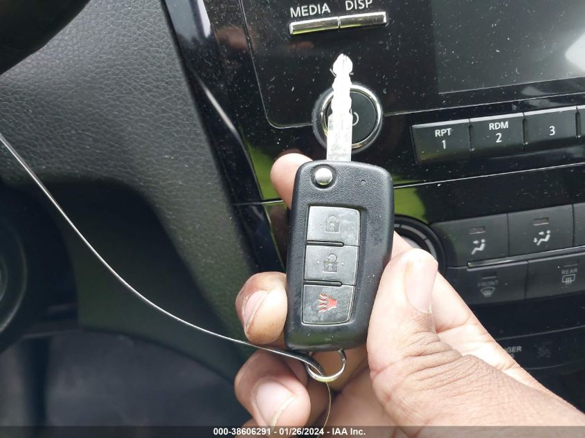 2017 NISSAN ROGUE S/SL/SV - JN8AT2MT6HW395228
