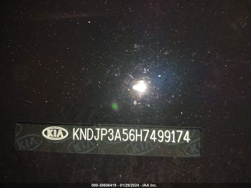 2017 KIA SOUL + - KNDJP3A56H7499174