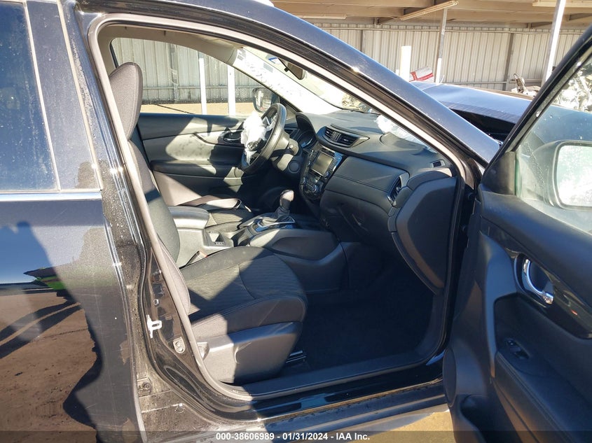 VIN 5N1AT2MT1KC701364 2019 NISSAN ROGUE S/SL/SV