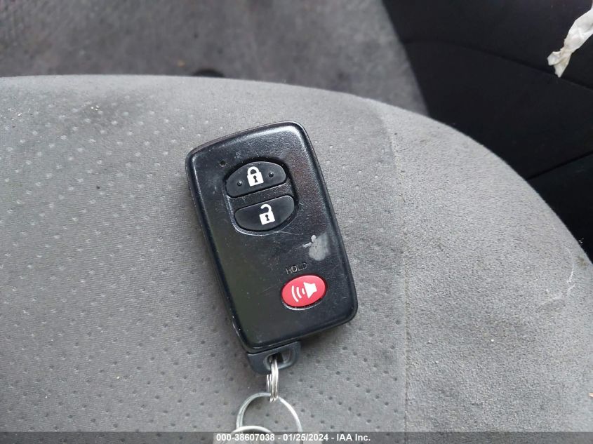 2015 TOYOTA PRIUS TWO - JTDKN3DU4F0403870