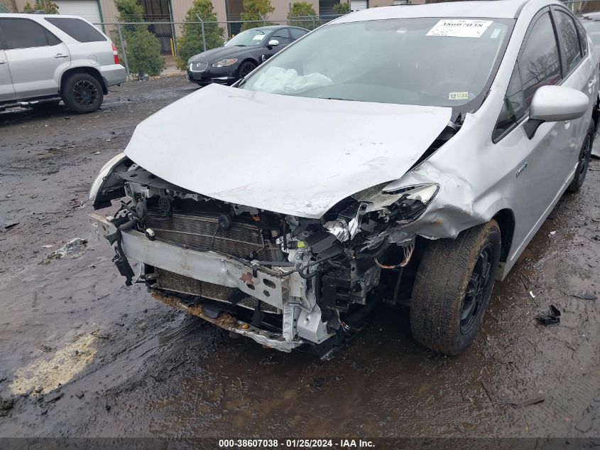 2015 TOYOTA PRIUS TWO - JTDKN3DU4F0403870