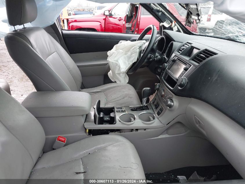 2013 TOYOTA HIGHLANDER SE V6 - 5TDZK3EH0DS117257