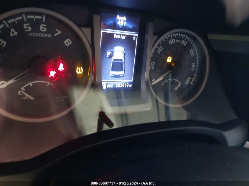 2016 TOYOTA TACOMA SR5 V6 - 3TMAZ5CN4GM023612
