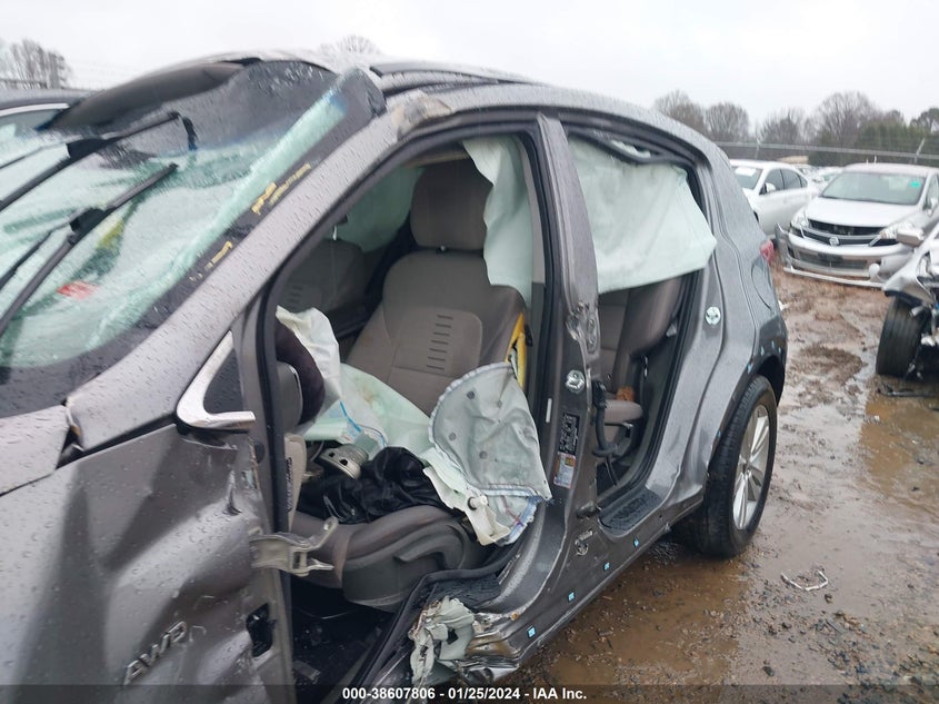 VIN KNDPMCACXJ7445965 2018 KIA SPORTAGE LX