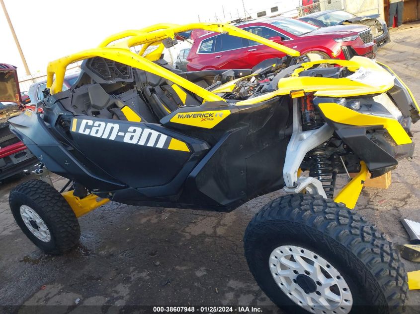 2024 CAN-AM MAVERICK R X RS - 3JB8XAT46RE001485