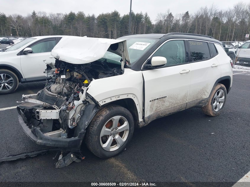 VIN 3C4NJDBB4JT175722 2018 JEEP COMPASS LATITUDE