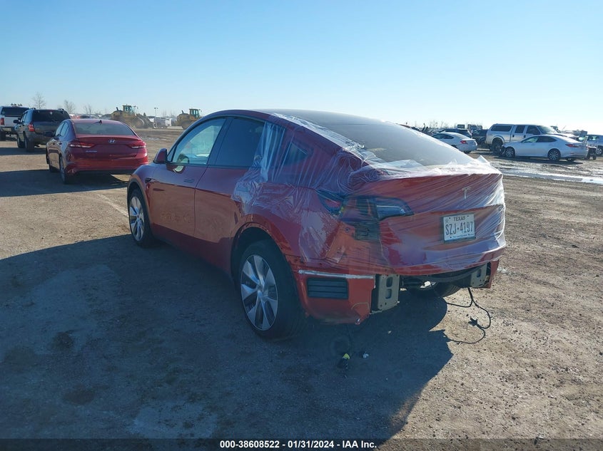 VIN 7SAYGDEE4PA119806 2023 TESLA MODEL Y