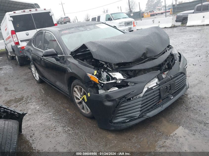 2022 TOYOTA CAMRY LE - 4T1R11AK7NU692893