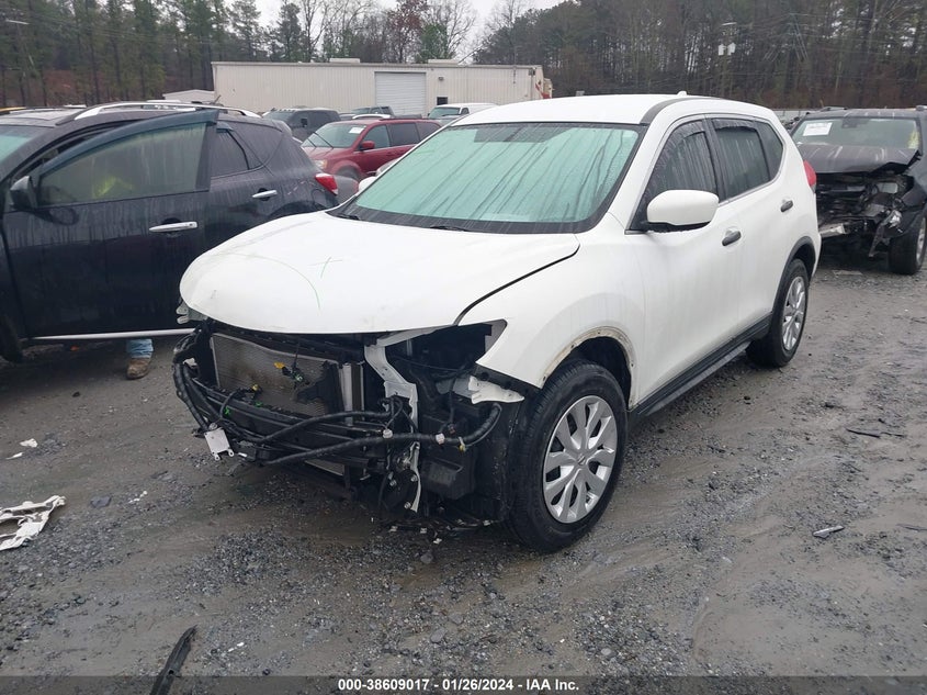 VIN KNMAT2MT0JP581990 2018 NISSAN ROGUE S/SV
