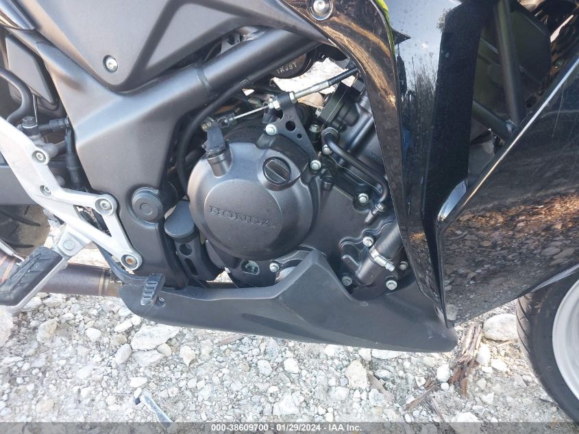 2011 HONDA CBR250 R MLHMC4111B5004150