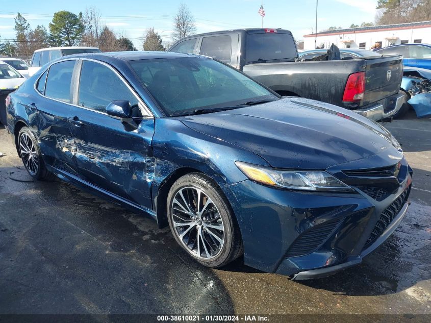 2018 TOYOTA CAMRY SE - 4T1B11HK2JU531207