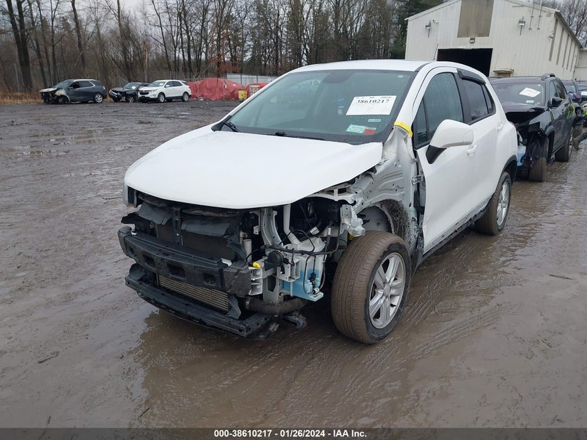 VIN KL7CJNSB8LB018113 2020 CHEVROLET TRAX LS