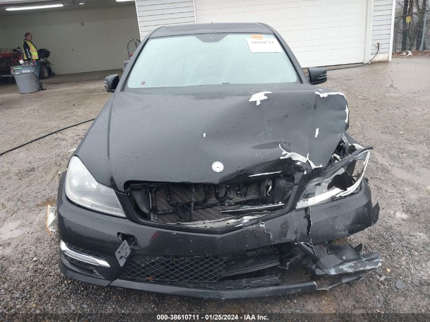 2014 MERCEDES-BENZ C 300 LUXURY 4MATIC/SPORT 4MATIC - WDDGF8AB6ER320153