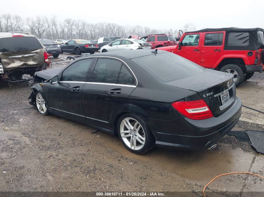 2014 MERCEDES-BENZ C 300 LUXURY 4MATIC/SPORT 4MATIC - WDDGF8AB6ER320153