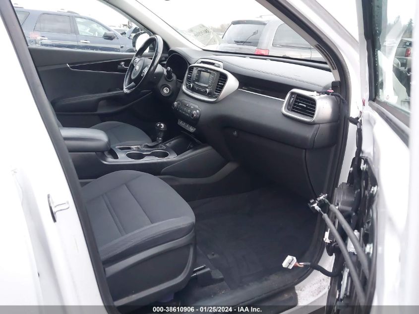 2016 KIA SORENTO 3.3L LX - 5XYPGDA53GG183121