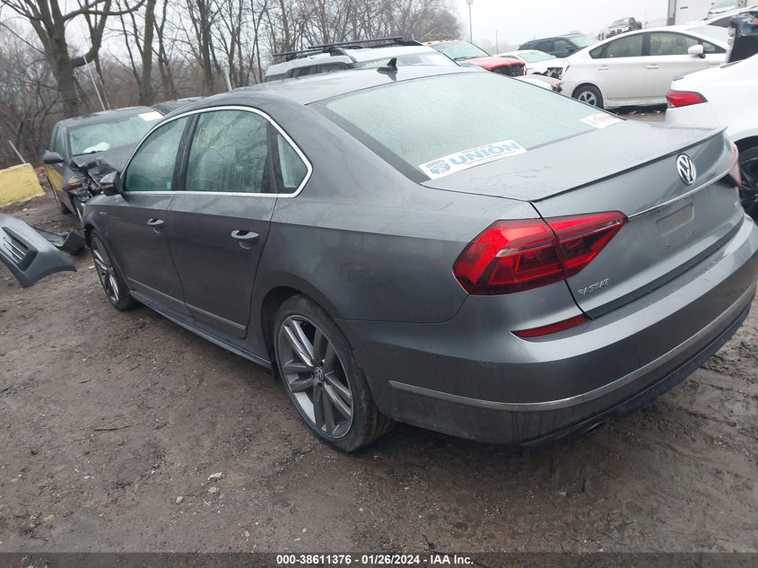 VIN 1VWDT7A30HC073015 2017 VOLKSWAGEN PASSAT R-LINE