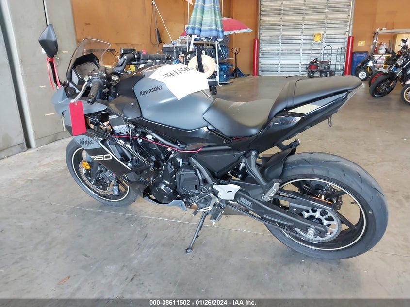 VIN ML5EXEP10RDAC0003 2024 KAWASAKI EX650 P