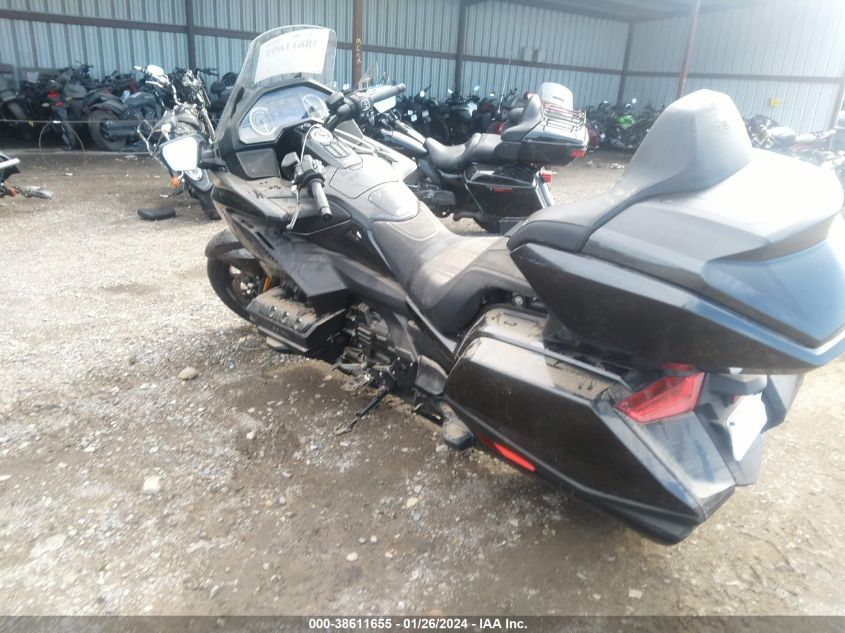 VIN JH2SC7908MK300303 2021 HONDA GL1800