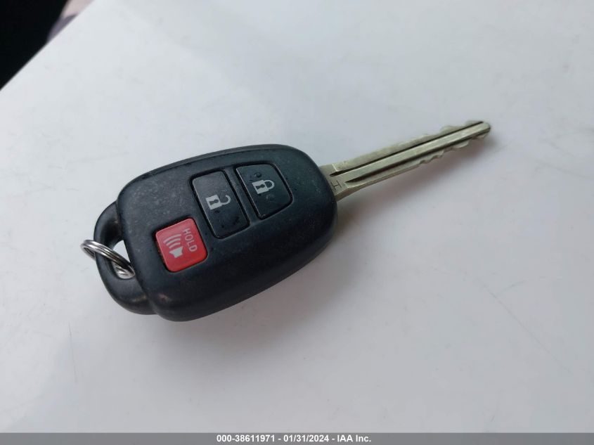 2013 TOYOTA RAV4 XLE - 2T3WFREV4DW044022