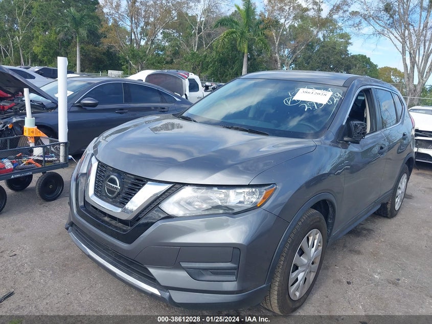 VIN 5N1AT2MT5JC768077 2018 NISSAN ROGUE S/SL