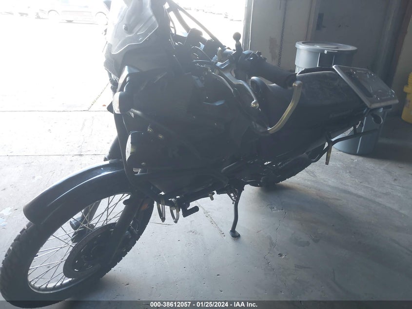 VIN ML5KLEL13NDA05157 2022 KAWASAKI KL650 L
