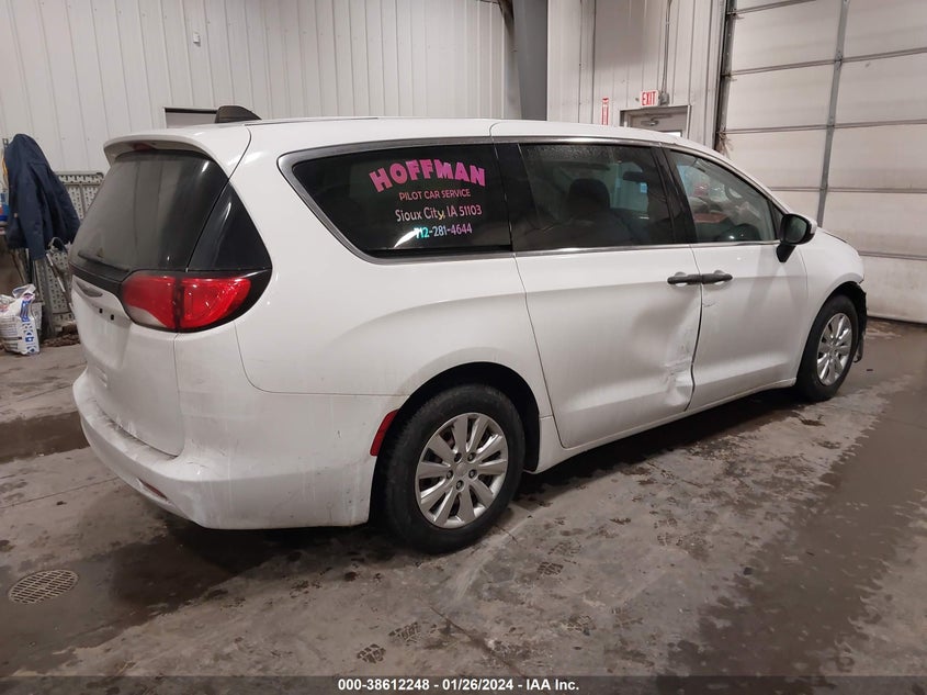 VIN 2C4RC1AG3LR104735 2020 CHRYSLER VOYAGER L