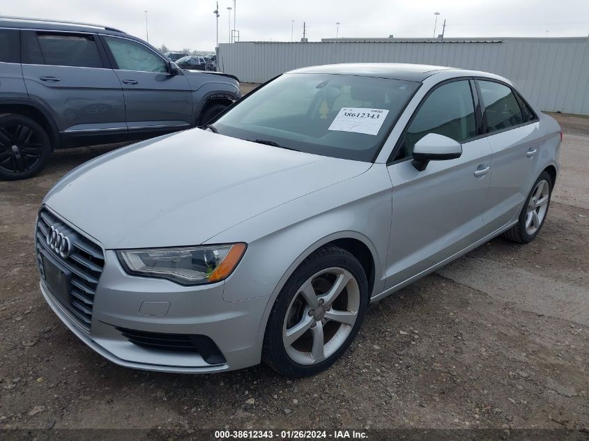 VIN WAUACGFF6F1002741 2015 AUDI A3 no.2