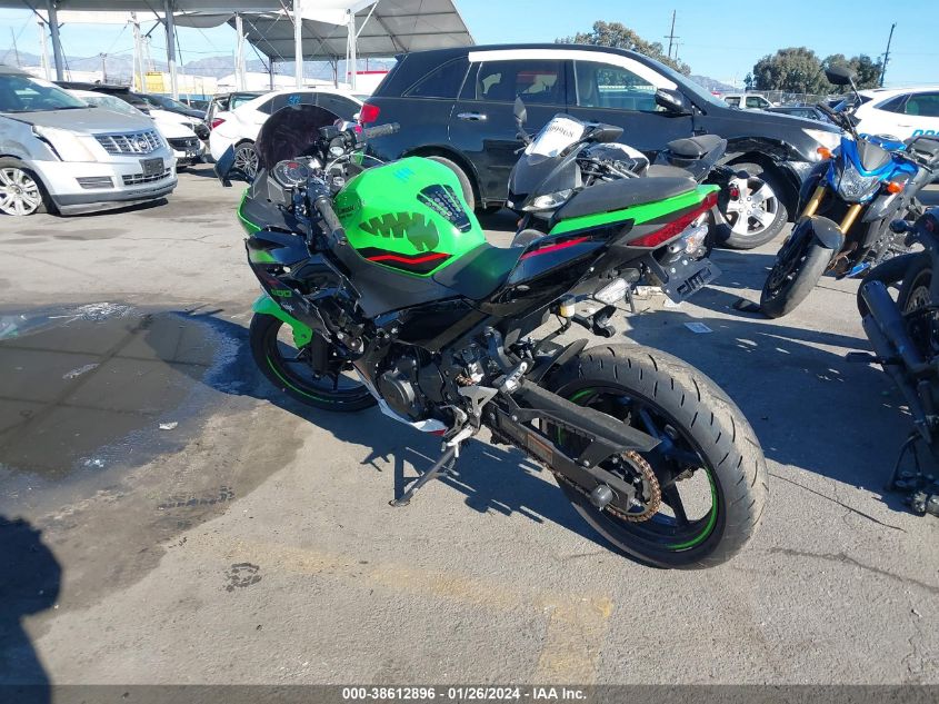 VIN JKAEXKG14NDAF2445 2022 KAWASAKI EX400