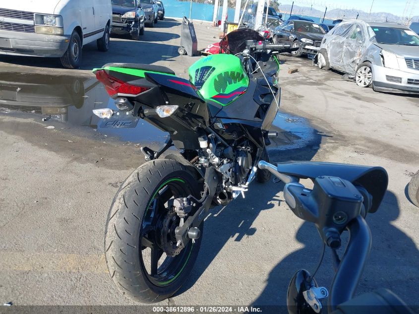 VIN JKAEXKG14NDAF2445 2022 KAWASAKI EX400