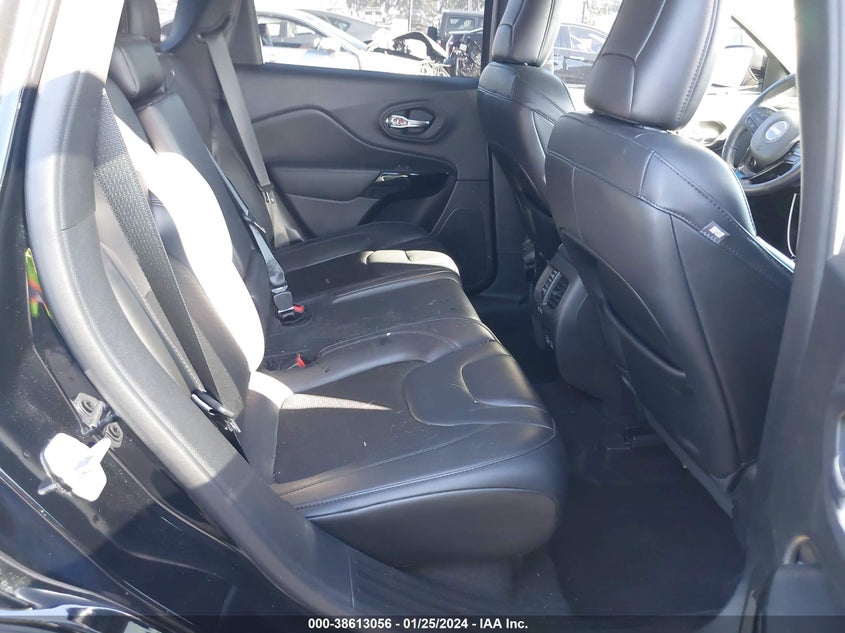 VIN 1C4PJLLBXMD112670 2021 JEEP CHEROKEE LATITUDE PLUS