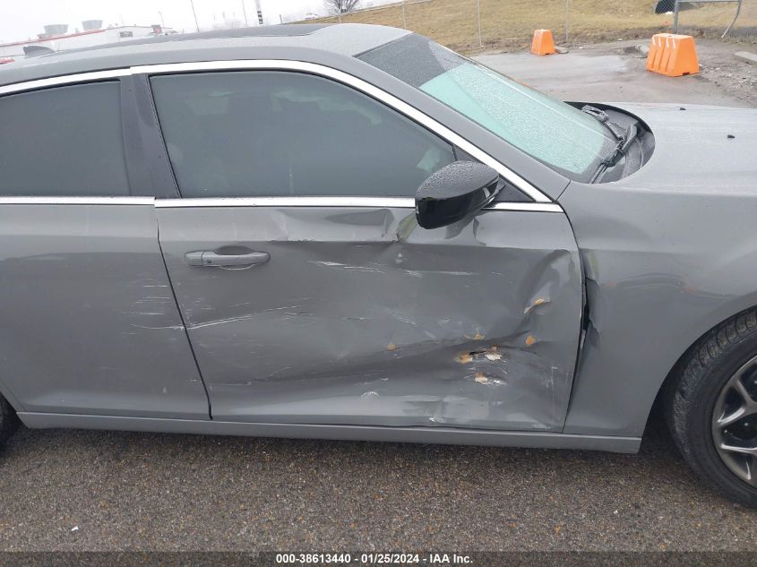 2018 CHRYSLER 300 TOURING L - 2C3CCAAGXJH314195
