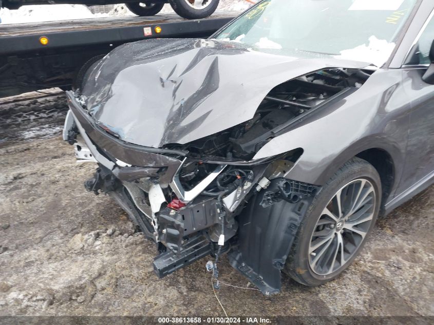 2018 TOYOTA CAMRY SE - 4T1B11HK3JU106949