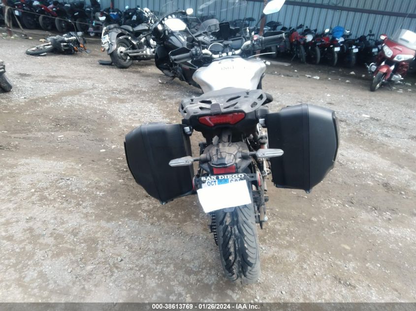 2022 YAMAHA MTT09 GT JYARN74Y2NA000449