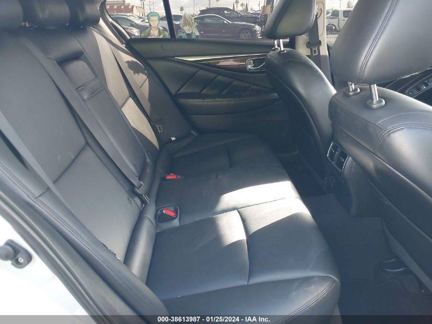 2018 INFINITI Q50 3.0T LUXE - JN1EV7ARXJM432718