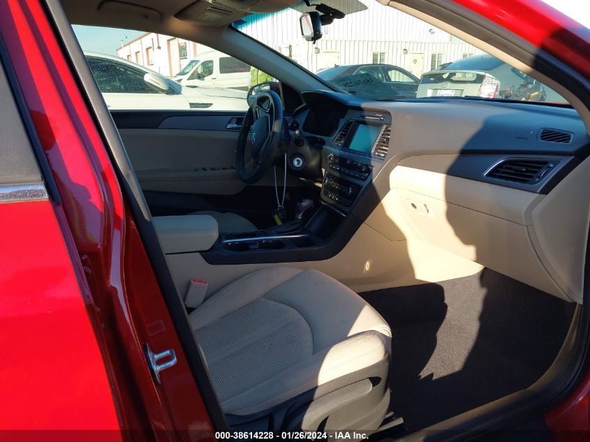 2017 HYUNDAI SONATA SE - 5NPE24AF1HH569562